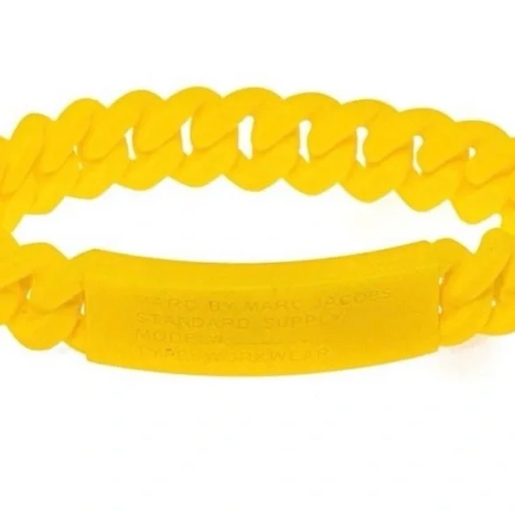 NWT Marc Jacobs Standard Supply Silicone Bracelet in Safety Yellow - Picture 1 of 3